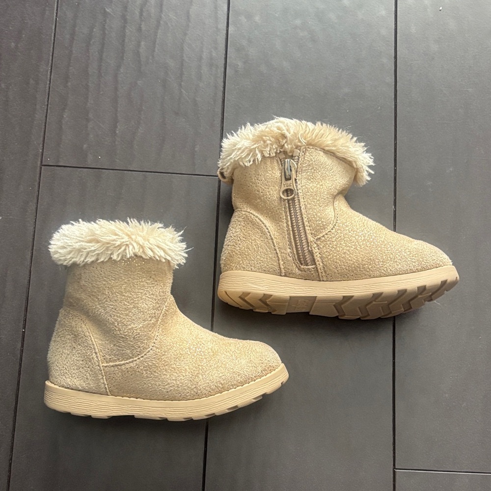 Cat & Jack Beige Fur-Lined Boots